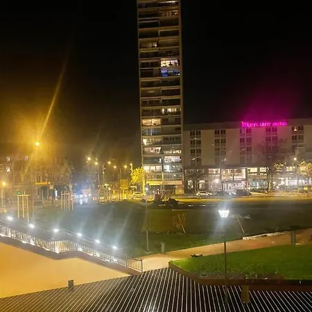 Super Studio En Face De La Gare De Apartment *