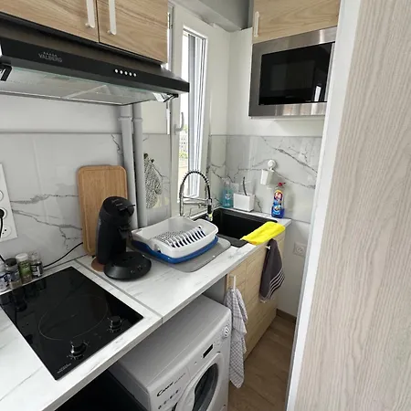 Super Studio En Face De La Gare De Apartment