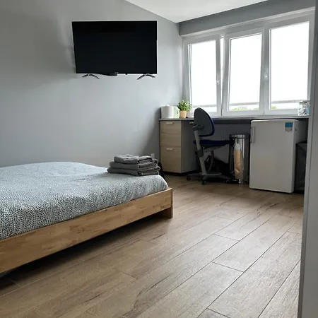 Super Studio En Face De La Gare De Apartment *